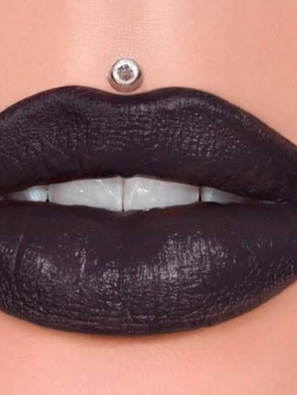 NEW Rare Jeffree Star Velvet Trap in Trench Coat